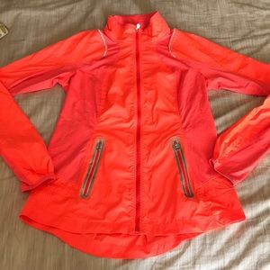 Lululemon windbreaker